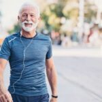 Tetap aktif bergerak akan membuat lansia tetap sehat